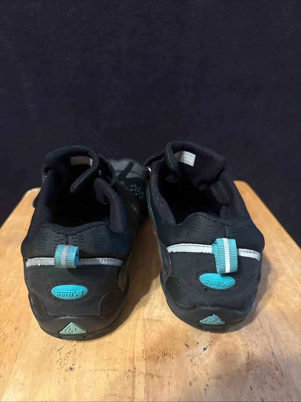 Men's Black Lightweight water, shoes with Secure Strap